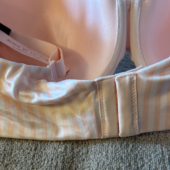 Victoria Secret Pink & White Bra 38DDD NWT - Picture 4 of 4